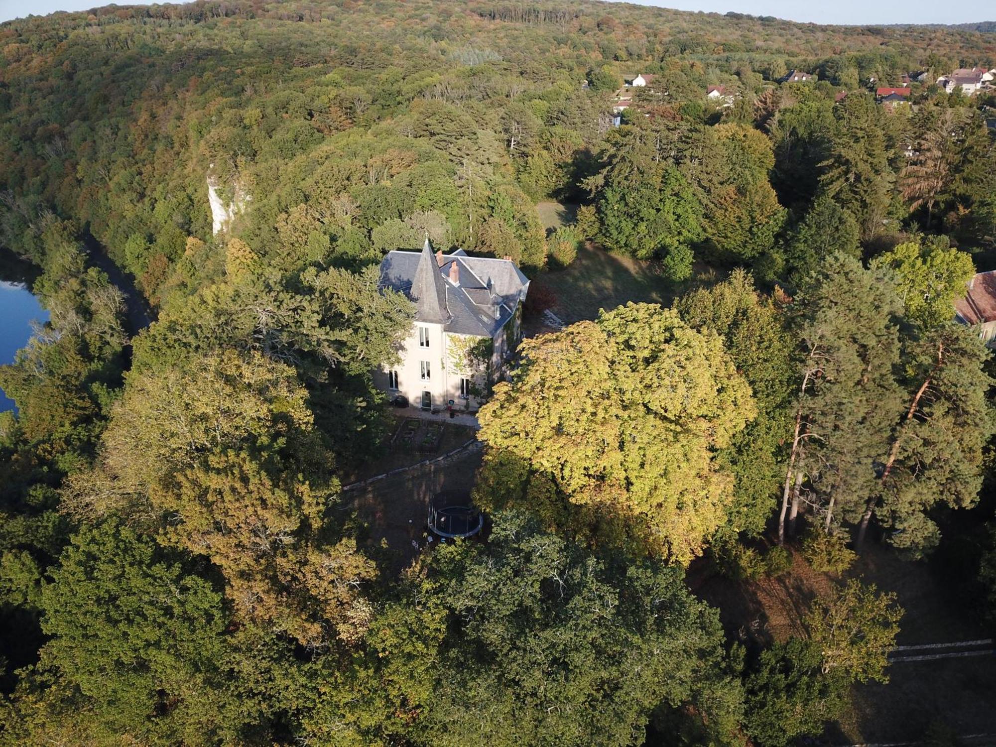 Grange Du Chateau Boussieres Extérieur photo